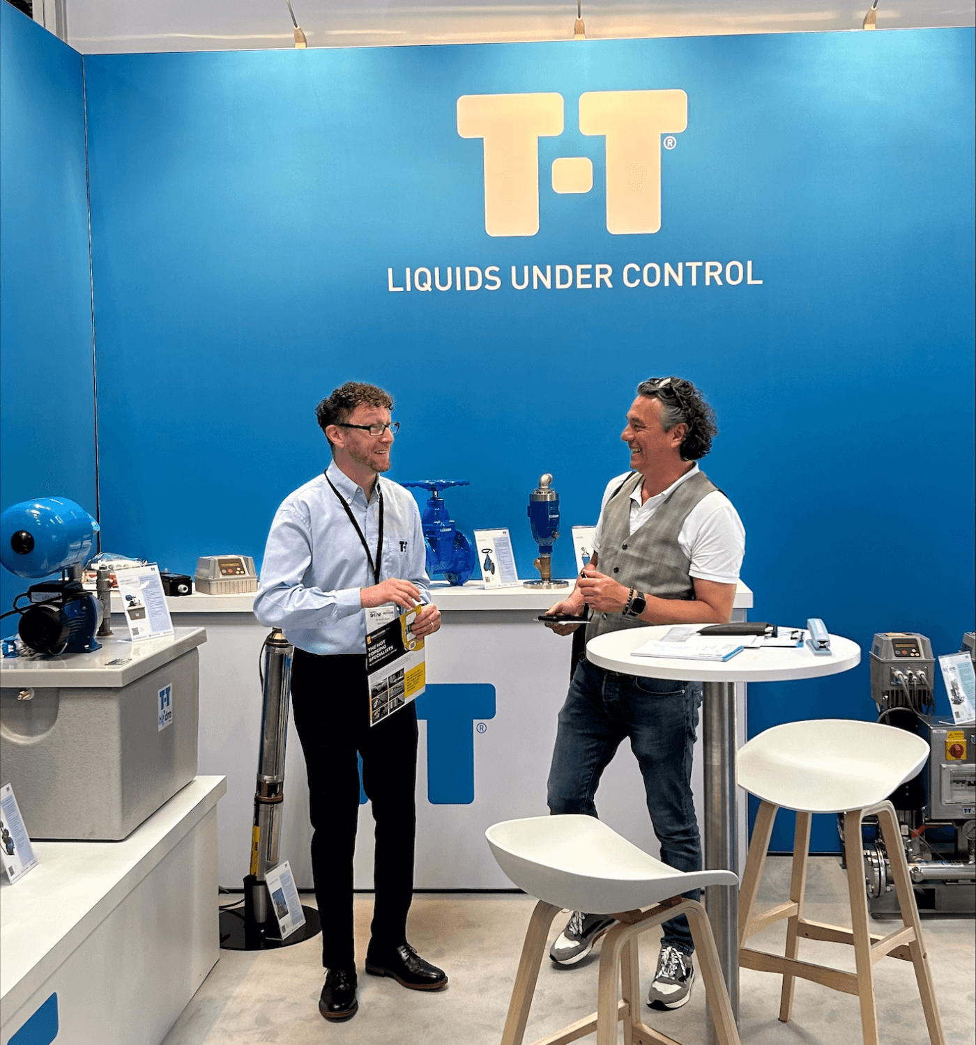 A T-T sales representative and InstallerSHOW attendee.