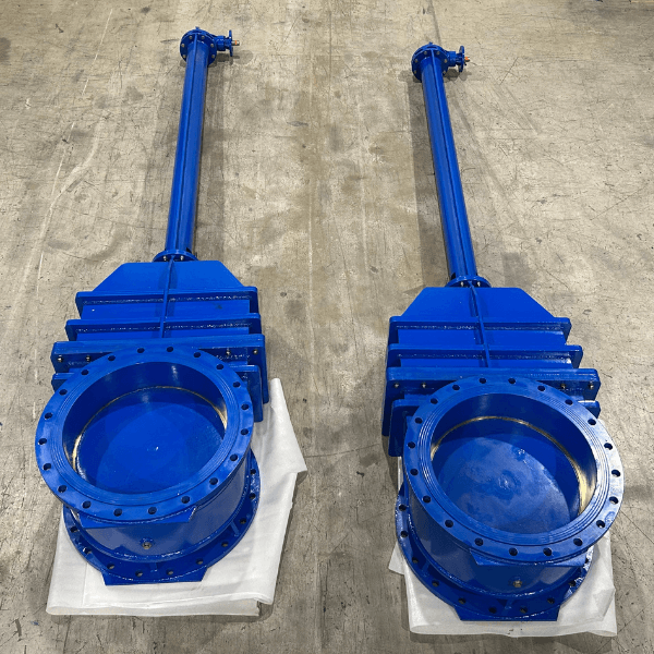 Two DN750 wedge gate valves.